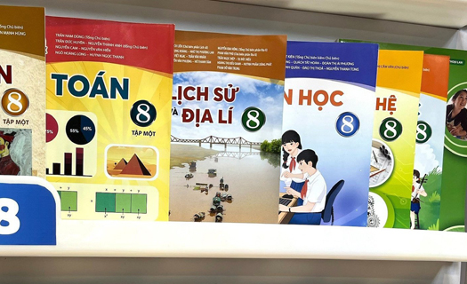 Giá sách giáo khoa lớp 4, 8, 11 cao: NXB Giáo dục Việt Nam nói gì?